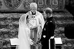 Саму церемонию бракосочетания в часовне святого Георгия Виндзорского замка провел архиепископ Кентерберийский Джастин Велби   (фото: Owen Humphreys/Pool/Reuters)