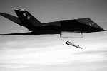 Один из американских бомбардировщиков, наносивших удары по Косово