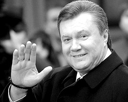 Президентом стал Янукович. Не потому, что он лучше. А потому, что он − не Тимошенко (фото: ИТАР-ТАСС)