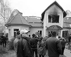 Дом Курманбека Бакиева в Бишкеке сожгли еще 8 апреля