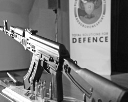 АК-47 (нажмите, чтобы увеличить; фото: ИТАР-ТАСС)