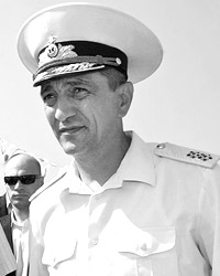 Обязанности командующего Черноморским флотом сейчас исполняет вице-адмирал Сергей Меняйло (фото: ИТАР-ТАСС)