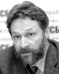 Самая интересная позиция в «споре о Лимонове» - у Дмитрия Орешкина* (фото: ИТАР-ТАСС)