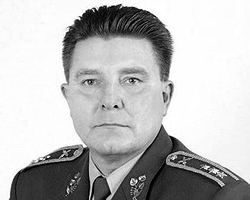 Глава Военной канцелярии президента Франтишек Грабал был вынужден подать в отставку (фото: zpravy.idnes.cz)