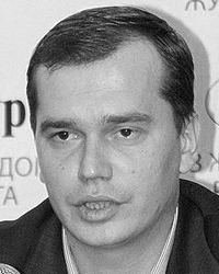 Руслан Скрыльников уверен в невиновности отца (Фото: notspy.posterous.com)