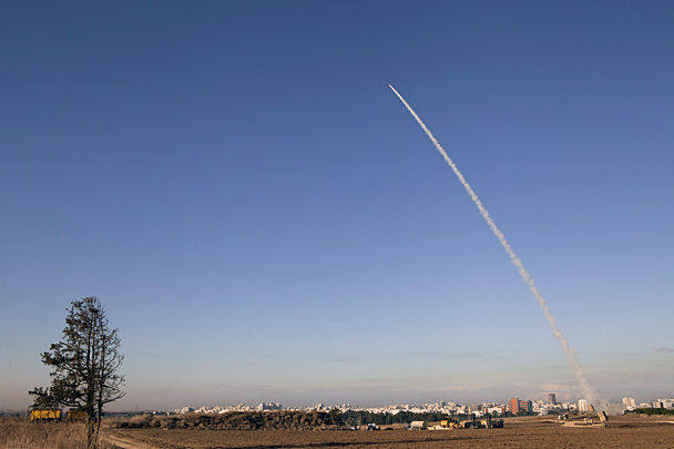 In response to an attack from the Gaza Strip were released rockets towards Israeli territory