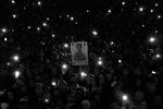 Протестующие встретили Тимошенко радушно, но попросили не забыть, кто совершил революцию