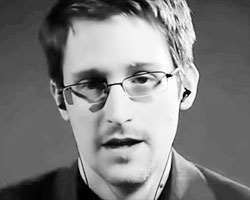Основную свою роль Сноуден сыграл еще в 2013 году (Фото: Кадр из видео)