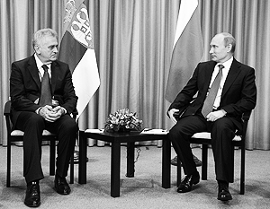 Глава России Владимир Путин и президент Сербии Томислав Николич встретились в Москве