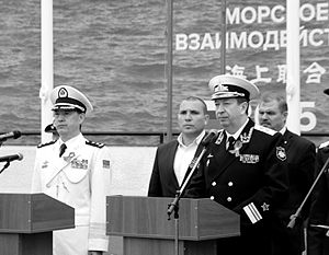 Девять российских и китайских кораблей проводят совместные военные учения