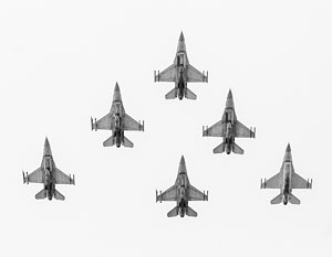    F-16     -300