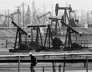 Цена на нефть WTI упала ниже психологической отметки
