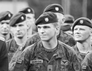 В Литве разозлились на слова премьера о причине эмиграции