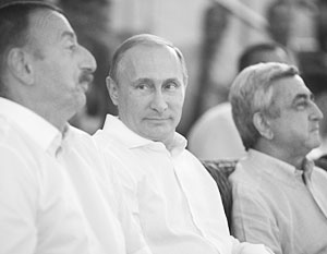 Ильхам Алиев, Владимир Путин и Серж Саргсян на встрече в Сочи в августе 2014 года