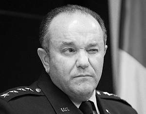 Генерал Бридлав, будучи главкомом НАТО в Европе, при помощи Виктории Нуланд
пытался оказать давление на Белый дом и требовал начать поставки оружия Киеву