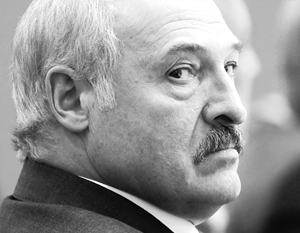 Лукашенко припугнул региональные власти потерей Белоруссией суверенитета