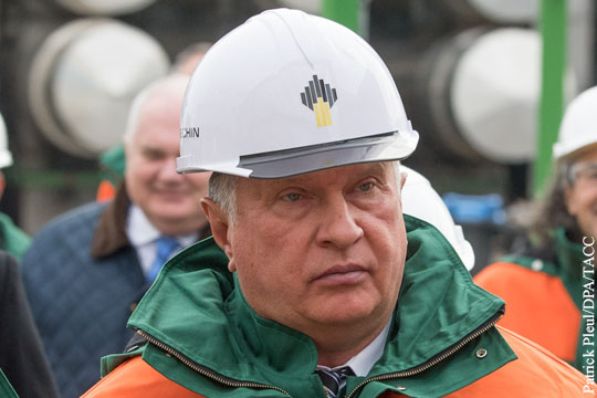 На поддержку нефтезаводов Роснефти и ЛУКОЙЛа выделят 330 млрд рублей