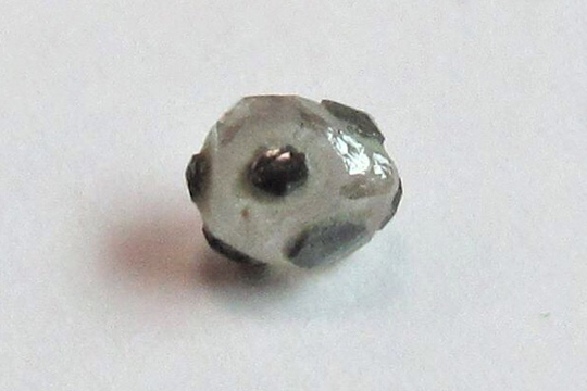 В России нашли уникальный «футбольный» алмаз
