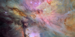 Самые детальные на сегодняшний день фотографии туманности Ориона получены американской орбитальной лабораторией «Хаббл». В ней рождаются крупнейшие звезды Млечного Пути – и фотография туманности оказалась на редкость живописной