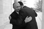 Владимир Путин провел в Сочи встречу с сирийским лидером Башаром Асадом. Переговоры продолжались около четырех часов. В ходе встречи президенты согласились, что военная операция близка к завершению и теперь следует перейти к политическому урегулированию. Президент Сирии также передал Путину благодарность сирийского народа&#160;(фото: kremlin.ru)