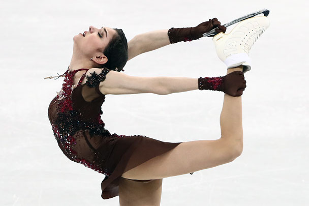 Откатав программу, Медведева, по ее признанию, впервые в жизни расплакалась на соревнованиях. «Захлестнули эмоции... Я, наверное, поняла, что оставила всю свою душу на льду», – рассказала спортсменка