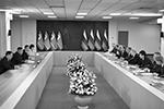 Позже лидеры КНДР и России провели заседание с членами делегаций государств&#160;(фото: Алексей Никольский/РИА «Новости»)
