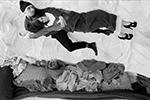 Даже в самоизоляции можно представить себя летящими над городом, как влюбленные с картины Марка Шагала&#160;(фото: ‎Ivan Ischenko‎)