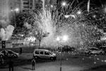 Светошумовые гранаты и пиротехника массово использовались в ходе беспорядков&#160;(фото: Валерий Шарифулин/ТАСС)