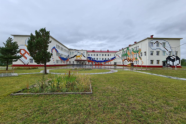 Быстринская средняя школа. Село Эссо, Камчатский край