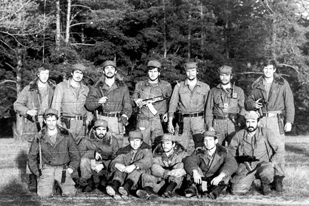 Бойцы во время учений на территории Белорусской ССР