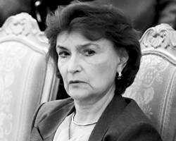 Наталия Нарочницкая