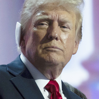 Почему Трамп начал проигрывать