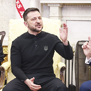 Зеленскому пора «ответить за шмот»