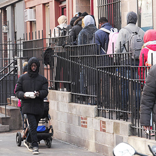 Трамп довел американцев до голода