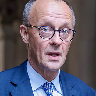 Мерц стал худшим