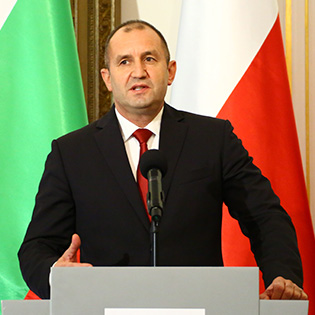 Болгары получили шанс завязать с русофобией