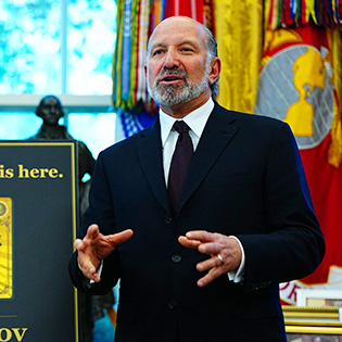 В «досье Эпштейна» нашли нового важного фигуранта