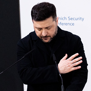 «Еще три года». Зеленский все решил