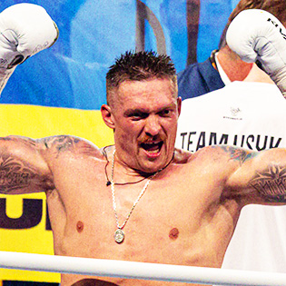 Усик – новый конкурент Зеленского