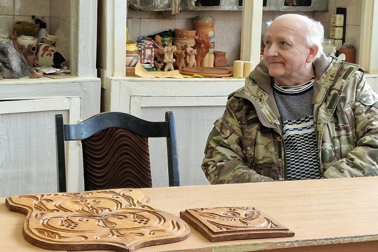 Художник Юрий Спесивцев. Фото: Юрий Васильев/ВЗГЛЯД