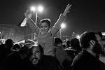 Египтяне не скрывают своей радости от того, что им удалось добиться ухода президента, занимавшего свой пост почти 30 лет&#160;(фото: Reuters)