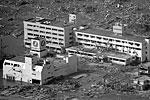 Разрушенная больница в Минамисанрики, префектура Мияги. Строения во многих городах раскрошены буквально до щебня&#160;(фото: Reuters)
