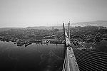 Строительство моста через бухту Золотой рог, между тем, должно завершиться уже в ближайшее время&#160;(фото: ИТАР-ТАСС)