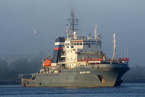 Морской буксир-спасатель «Николай ЧИКЕР» – самый большой в мире буксир. Занесен в Книгу рекордов Гиннеса