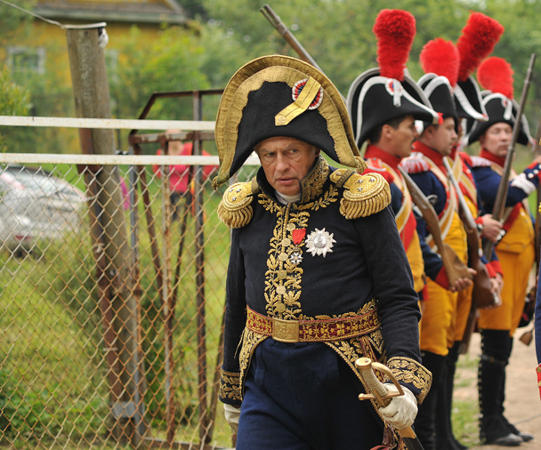 В сражении приняли участие реконструкторы из Гатчины, Выборга и Санкт-Петербурга, которые представляли различные рода войск