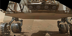 Марсоход NASA Curiosity, пофографировав окрестности, запечатлел и самого себя на Красной планете с помощью автоматизированной руки и фотокамеры