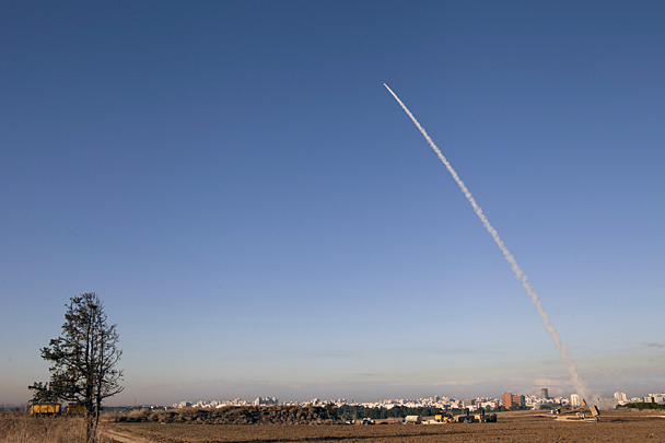 В ответ на нападение из сектора Газа были выпущены ракеты в сторону израильской территории