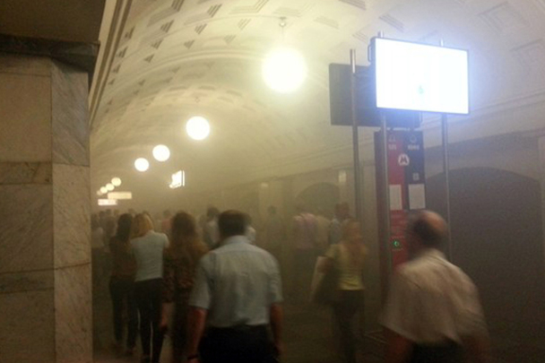 Людей выводили в сплошном дыму. 47 человек надышались угарным газом