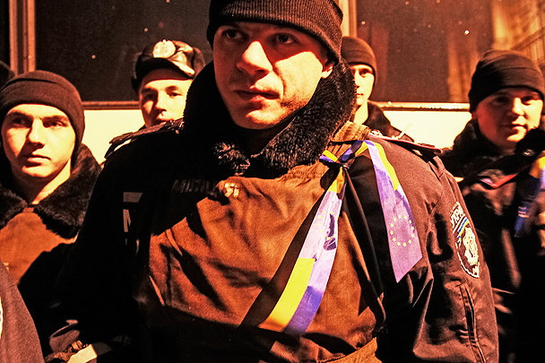 Митинги на Майдане против решения украинского кабмина о приостановке подготовки соглашения об ассоциации с ЕС обещают стать регулярными
