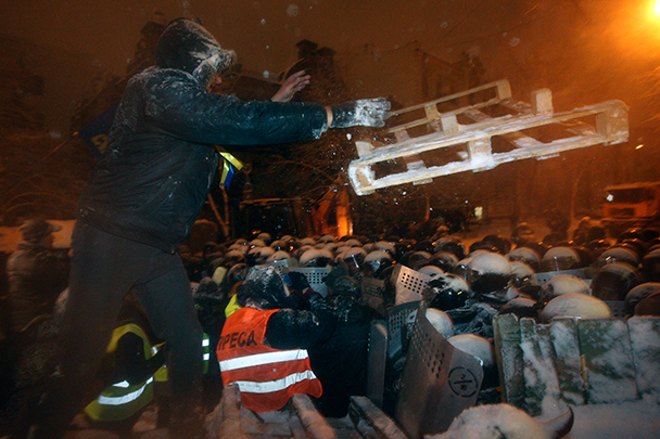 К утру вторника от баррикад был очищен весь центр Киева 